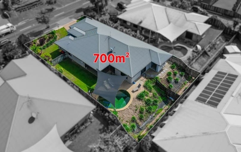 24 macilwraith street manoora qld