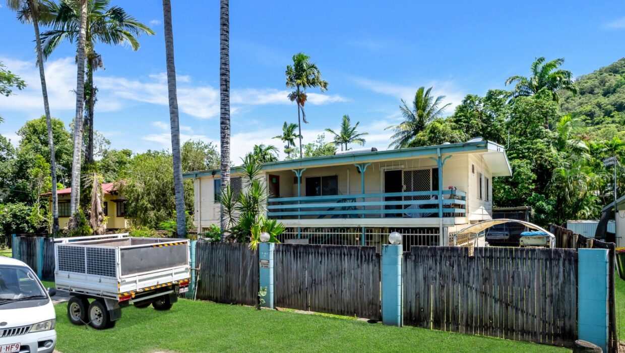 9 Diehm Street, AEROGLEN, QLD 4870