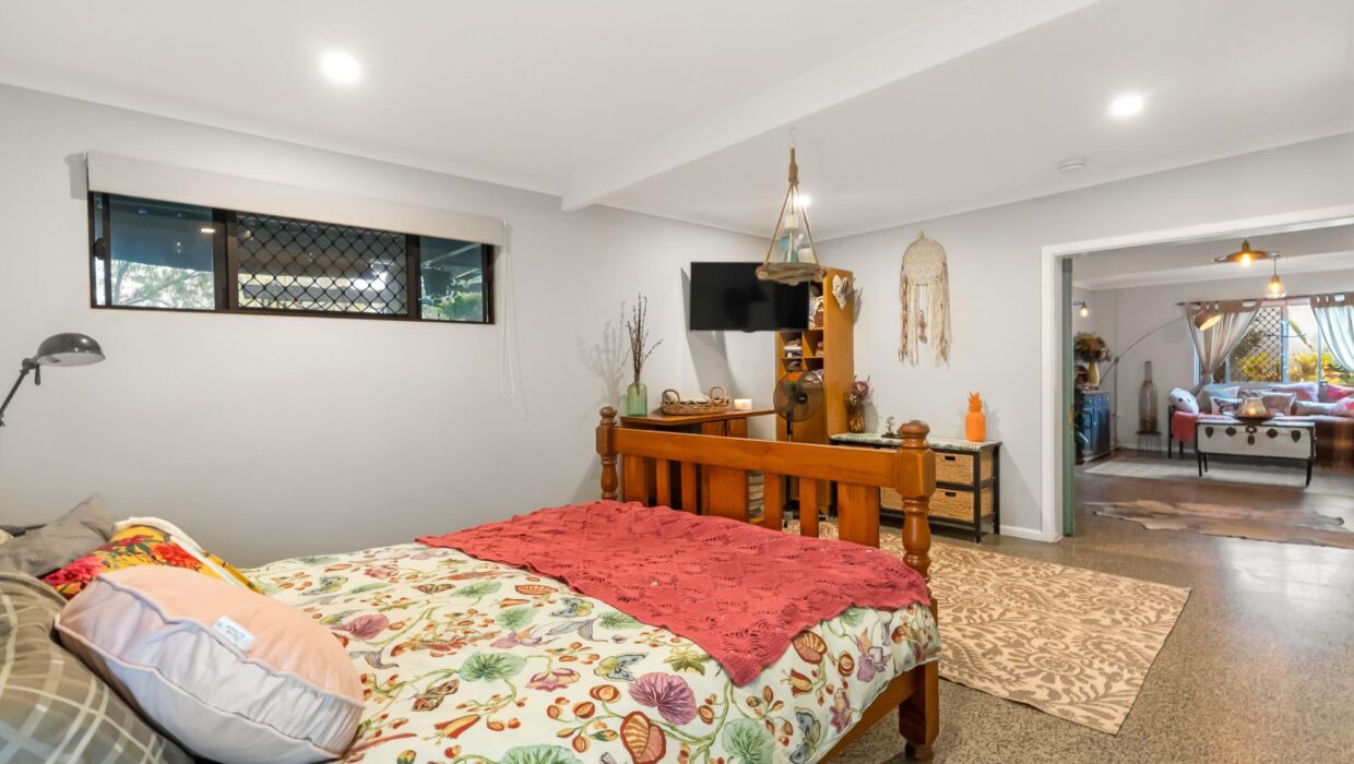 4 Spena Road, MAREEBA, QLD 4880