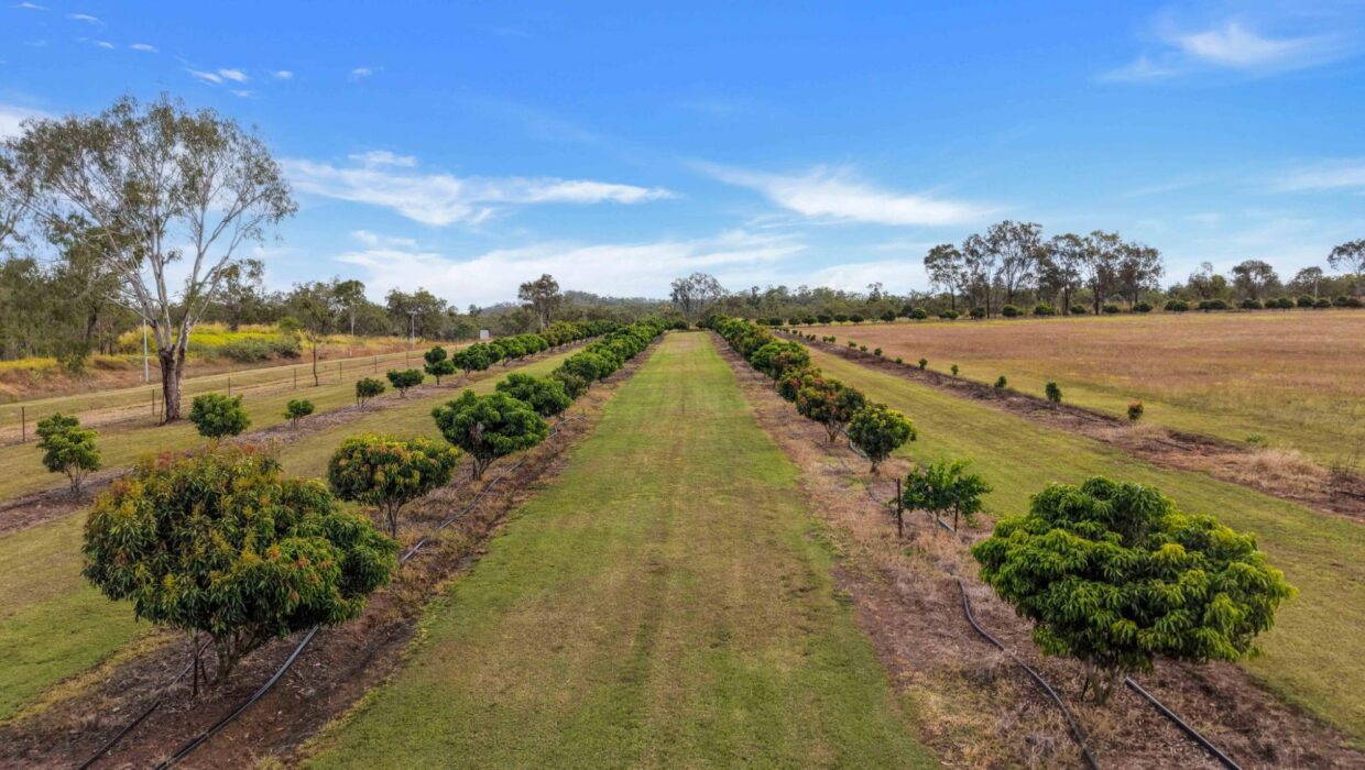 4 Spena Road, MAREEBA, QLD 4880