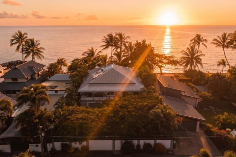 22-24 Hibiscus Lane, HOLLOWAYS BEACH, QLD 4878